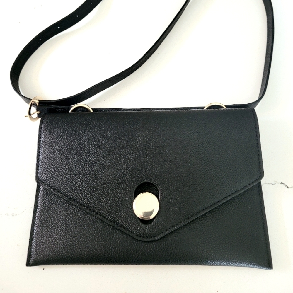 BLACK ENVELOPE BELT BAG | ZARA